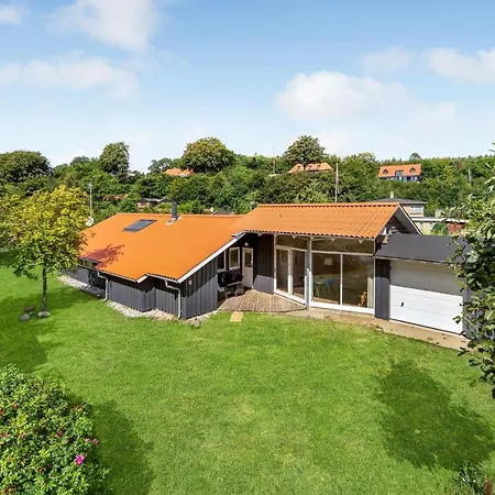 Holiday home Lovely In With Sauna Ebeltoft
