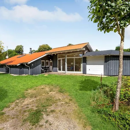 Lovely In With Sauna Holiday home *